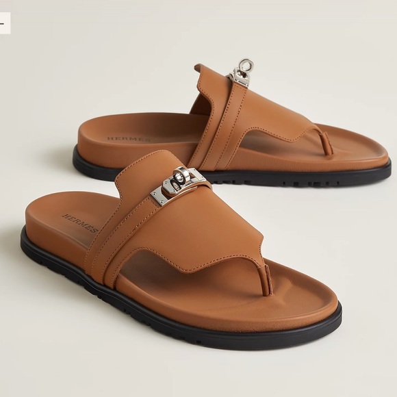Hermes Shoes - Brand new Hermes Empire sandals in Naturel
